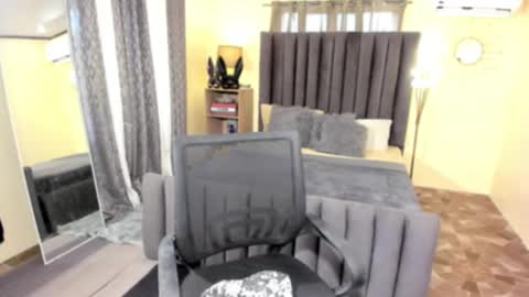 Snapshot of bentlyfuck chatting on March 3, 2:58 am bentlyfuck online show from March 3, 2:58 am