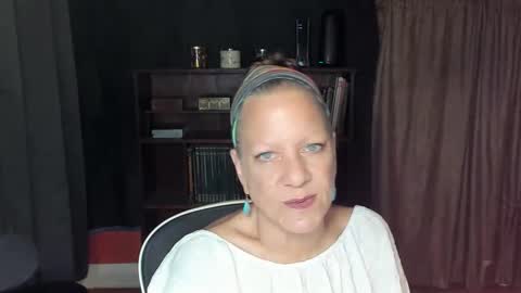 DeniseDavid online show from May 24, 2:16 am