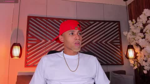 bento_fox online show from November 5, 3:39 am