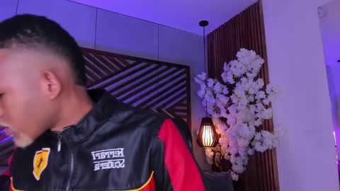 bento_fox online show from January 17, 3:00 am