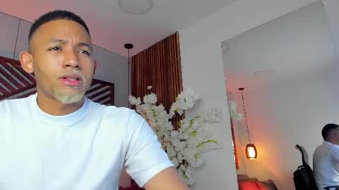 Snapshot of bento_fox chatting on June 16, 3:53 am bento_fox online show from June 16, 3:53 am