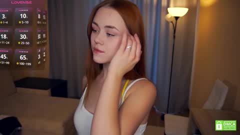 Snapshot of berenicefarran chatting on September 18, 8:05 am Ora Enderson online show from September 18, 8:05 am