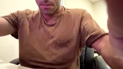 Snapshot of berltex chatting on October 29, 7:54 am Berltex online show from October 29, 7:54 am