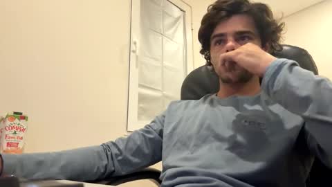 Snapshot of berltex chatting on November 8, 1:17 am Berltex online show from November 8, 1:17 am