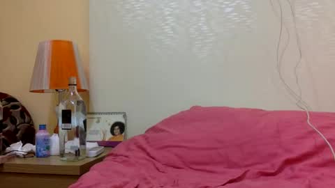 tixxie  online show from January 18, 2:58 am