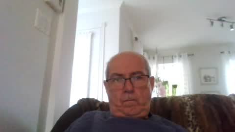bernard1102 online show from July 20, 10:29 am