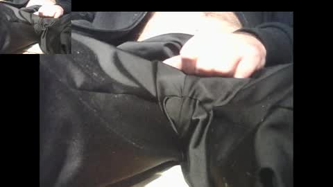 Snapshot of bernardo1968 chatting on December 25, 12:48 am bernardo1968 online show from December 25, 12:48 am