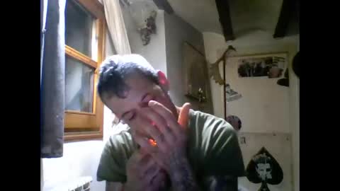 Snapshot of bernichaoss77 chatting on March 1, 6:11 pm bernichaoss77 online show from March 1, 6:11 pm