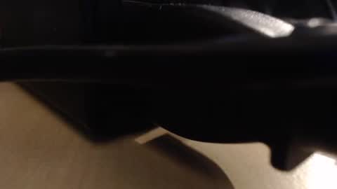 Snapshot of berny1976 chatting on December 5, 8:38 pm eagle1976 online show from December 5, 8:38 pm