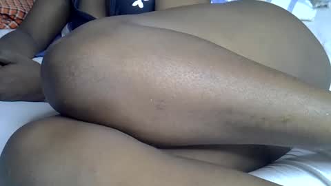 Snapshot of beroh_pendo chatting on December 14, 1:05 pm beroh_pendo online show from December 14, 1:05 pm