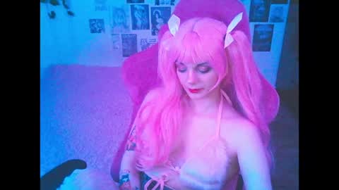 BerrieKitten online show from May 4, 11:34 pm