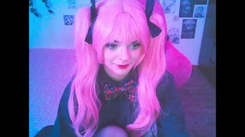 BerrieKitten online show from May 7, 11:32 pm