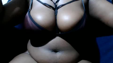 berrycany online show from July 6, 4:42 am