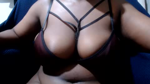 berrycany online show from July 16, 9:04 am