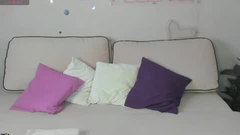 Berta  online show from June 15, 12:02 am