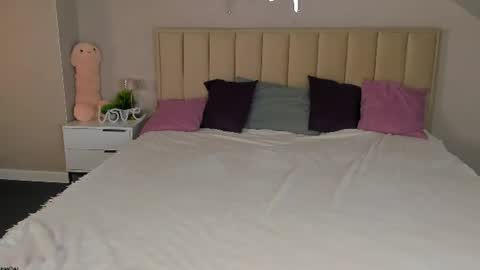 Snapshot of berta_kelly chatting on June 28, 12:27 am Berta online show from June 28, 12:27 am