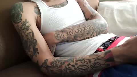 Snapshot of bertdollaz757 chatting on January 27, 7:13 pm ToxicPipe757 online show from January 27, 7:13 pm