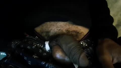 Snapshot of bertdollaz757 chatting on November 13, 2:32 am ToxicPipe757 online show from November 13, 2:32 am