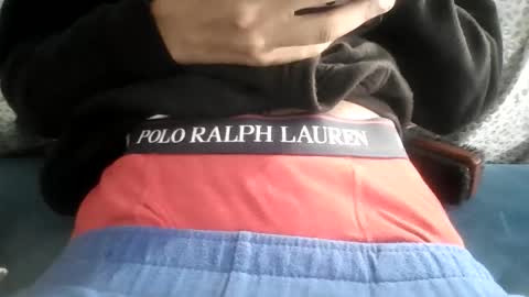 Snapshot of bertdollaz757 chatting on November 18, 2:21 pm ToxicPipe757 online show from November 18, 2:21 pm