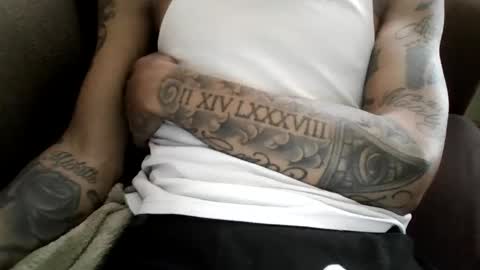 Snapshot of bertdollaz757 chatting on June 5, 3:40 pm ToxicPipe757 online show from June 5, 3:40 pm