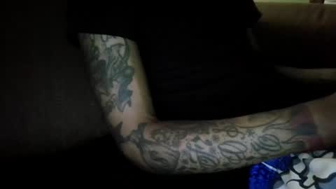 Snapshot of bertdollaz757 chatting on July 23, 12:35 am ToxicPipe757 online show from July 23, 12:35 am