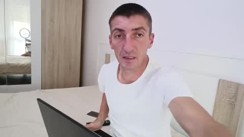 Snapshot of best_couple_for_u chatting on September 26, 10:30 am Alex and Victoria online show from September 26, 10:30 am