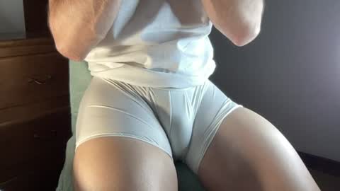 Snapshot of bestdick1991 chatting on June 8, 10:32 pm BEST online show from June 8, 10:32 pm