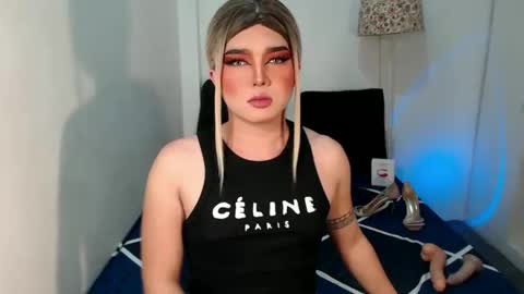 bestgirljulia online show from November 2, 12:24 am