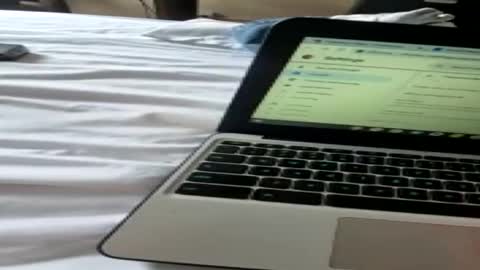 bestredinbed online show from July 15, 8:25 pm