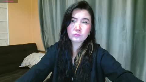 Snapshot of bet_lu chatting on December 13, 1:04 am Bet Lu online show from December 13, 1:04 am