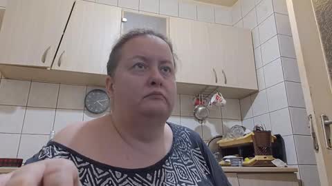 bethnorth online show from February 9, 2:04 am