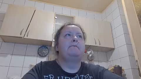 bethnorth online show from June 12, 1:15 am