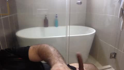 Virtual Gentleman online show from October 27, 4:33 pm