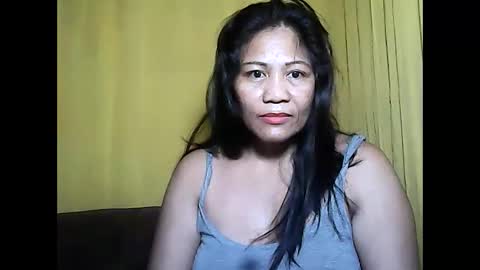 betty_83 online show from November 8, 9:35 pm