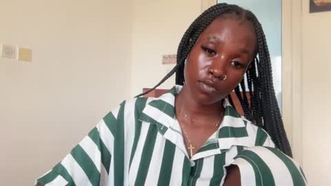 Snapshot of betty_fire_ chatting on June 30, 11:00 am Adah online show from June 30, 11:00 am