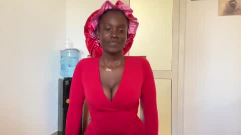 Snapshot of betty_fire_ chatting on July 24, 9:18 am Adah online show from July 24, 9:18 am