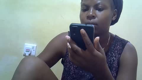 bettymayah online show from November 17, 7:58 am