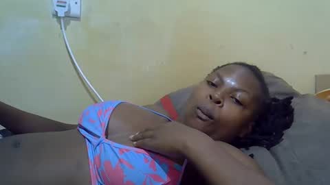 bettymayah online show from November 22, 12:37 pm