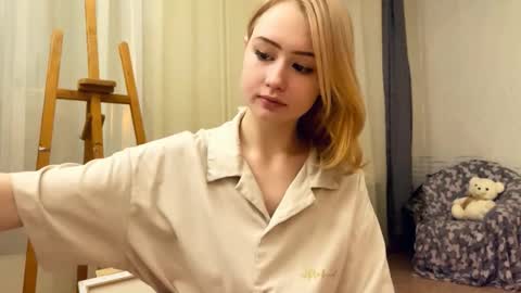 Hinata online show from February 16, 12:23 pm