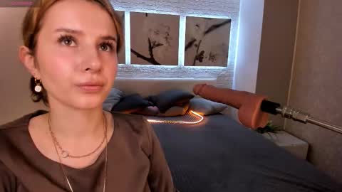 Betty online show from September 20, 8:32 pm