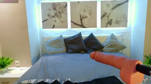 Betty online show from June 30, 8:54 pm