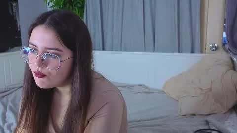 bettywatkins online show from December 3, 10:19 pm