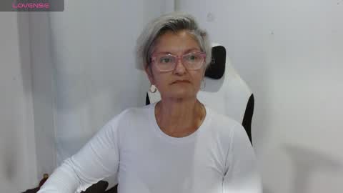 bibiana online show from May 3, 9:32 pm