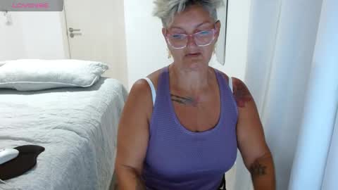 bibiana online show from May 22, 3:39 pm