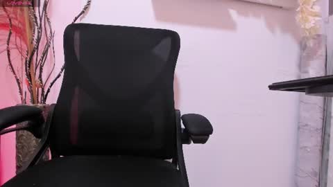 Snapshot of betzabeth_1 chatting on July 28, 7:39 pm Catalina online show from July 28, 7:39 pm