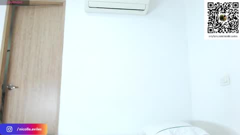 Snapshot of beuty_goddes777 chatting on November 8, 12:05 pm Nicolle Aviles online show from November 8, 12:05 pm