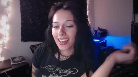 bexbex945874 online show from August 3, 10:24 pm