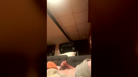Snapshot of bezerk_bray chatting on June 16, 3:25 pm bezerk_bray online show from June 16, 3:25 pm