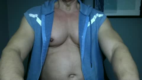 Snapshot of bgdkmuscleguy chatting on February 28, 5:15 am BGDKMUSCLEGUY - SELECTED BY CHATURBATE AS A TOP BROADCASTER FOR 2023 online show from February 28, 5:15 am