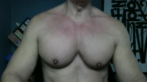 Snapshot of bgdkmuscleguy chatting on June 18, 6:01 pm BGDKMUSCLEGUY - SELECTED BY CHATURBATE AS A TOP BROADCASTER FOR 2023 online show from June 18, 6:01 pm